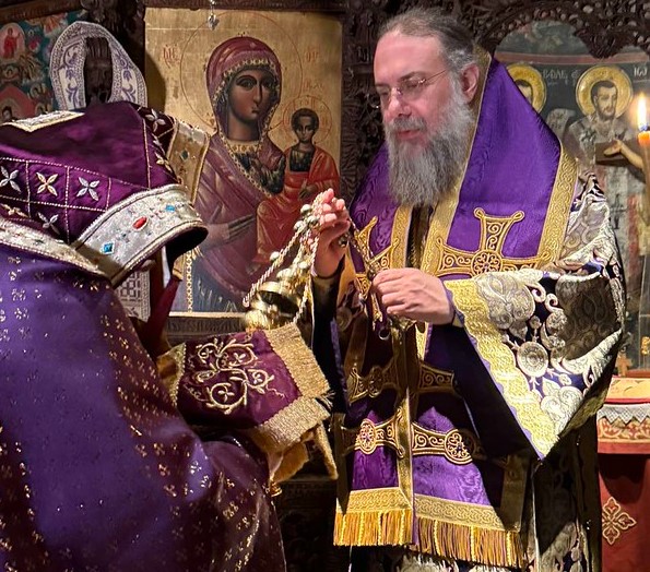 Βραδινή Προηγιασμένη Θεία Λειτουργία στην Ιερά Μονή Κοιμήσεως Θεοτόκου Κορμπόβου