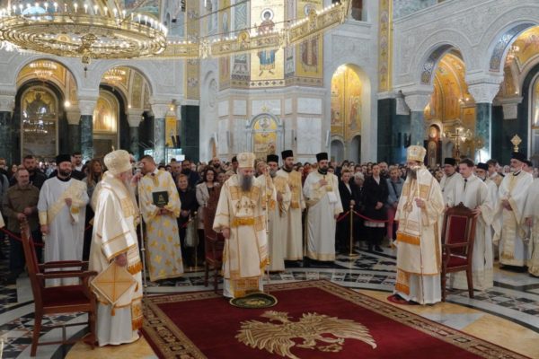 Σερβίας Πορφύριος: “Αν θέλουμε να ονομαζόμαστε παιδιά του Αγίου Σάββα – ας αγωνιστούμε για την ειρήνη!”