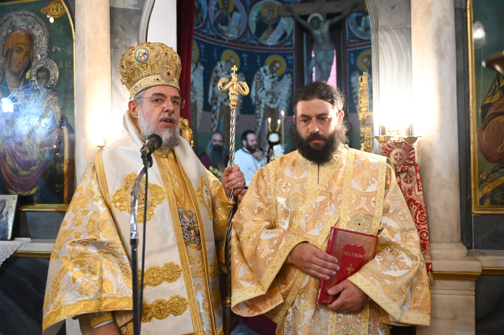 Χειροτονία Διακόνου από τον Μητροπολίτη Γόρτυνος στη Δημητσάνα