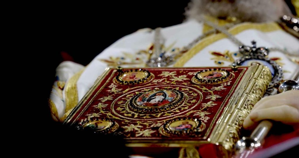 Μητροπολίτης Άνθιμος Ρούσσας & Μητροπολίτης Τίτος Παπανάκος: Βίοι παράλληλοι – Από το Ωμοφόριο της προσφοράς στην πύλη του Ουρανού