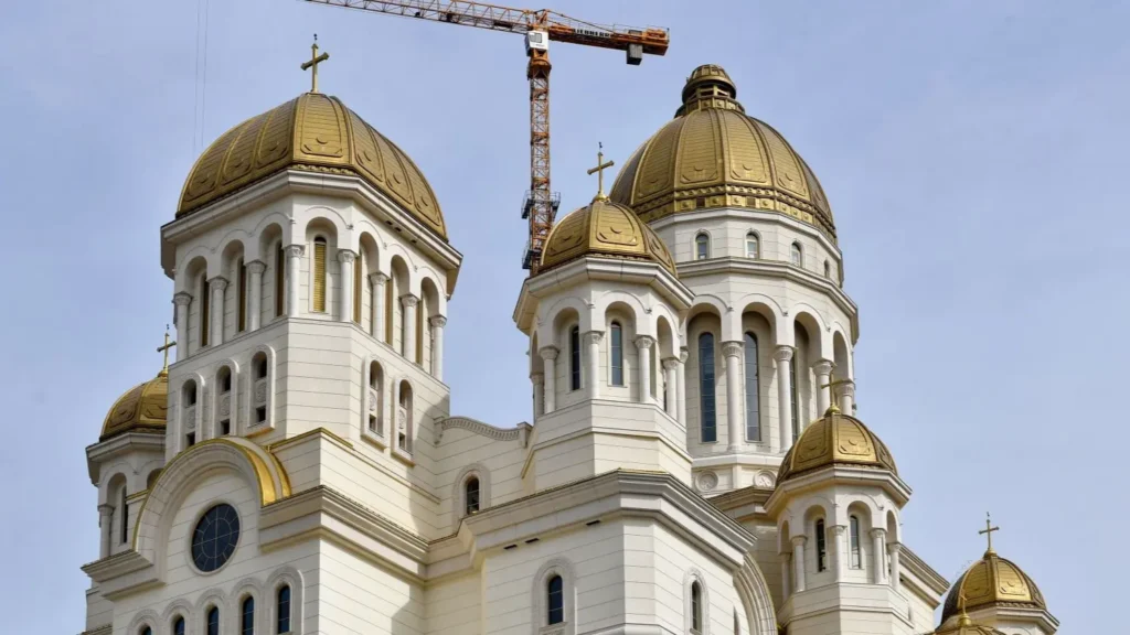 Icoana Învierii de la Catedrala Națională va fi montată în preajma Sf. Paști. Când va fi instalată crucea pe turla mare