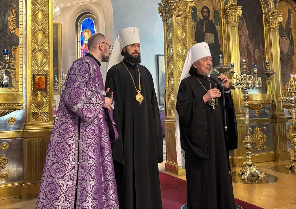 Председатель ОВЦС принял участие в богослужении в Воскресенском соборе в Токио