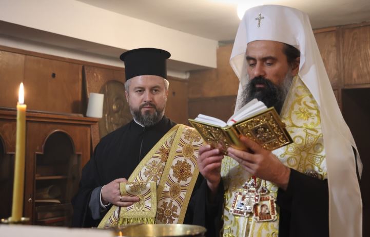 Българският патриарх Даниил освети съставките за деветото мироварене в БПЦ – БП