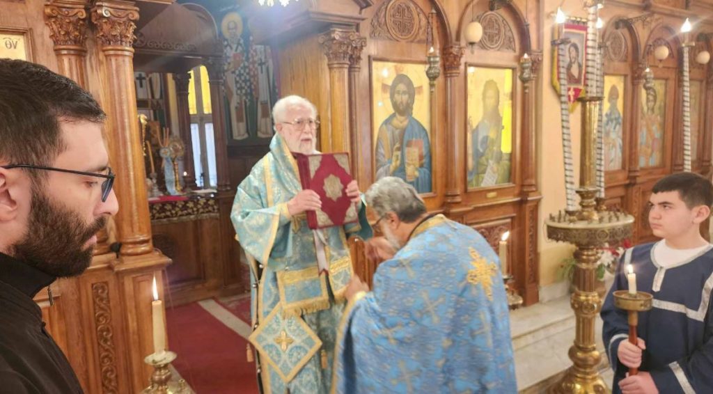 الاحتفال بعيد بشارة العذراء مريم كلية القداس في مدينة طنطا