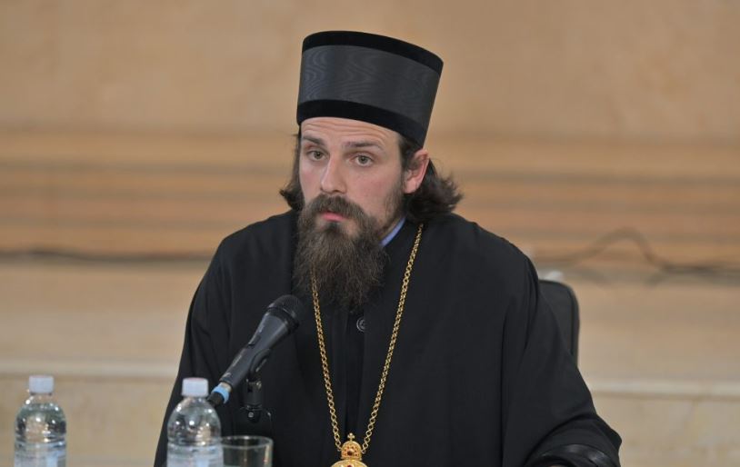 Владика Пајсије о молитви „Господе, просвети таму моју“: Ништа не можемо спознати онако како треба својим умом