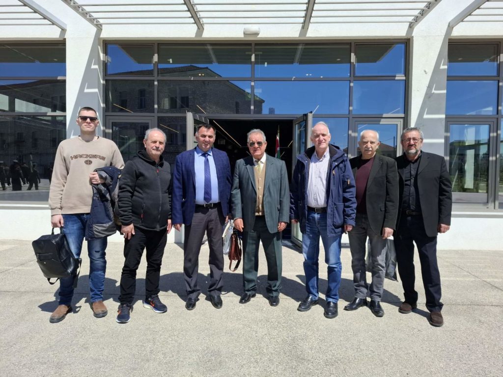 Στην τελετή υιοθεσίας στη Σχολή Μονίμων Υπαξιωματικών το Σωματείο Ιεροψαλτών Ν. Τρικάλων