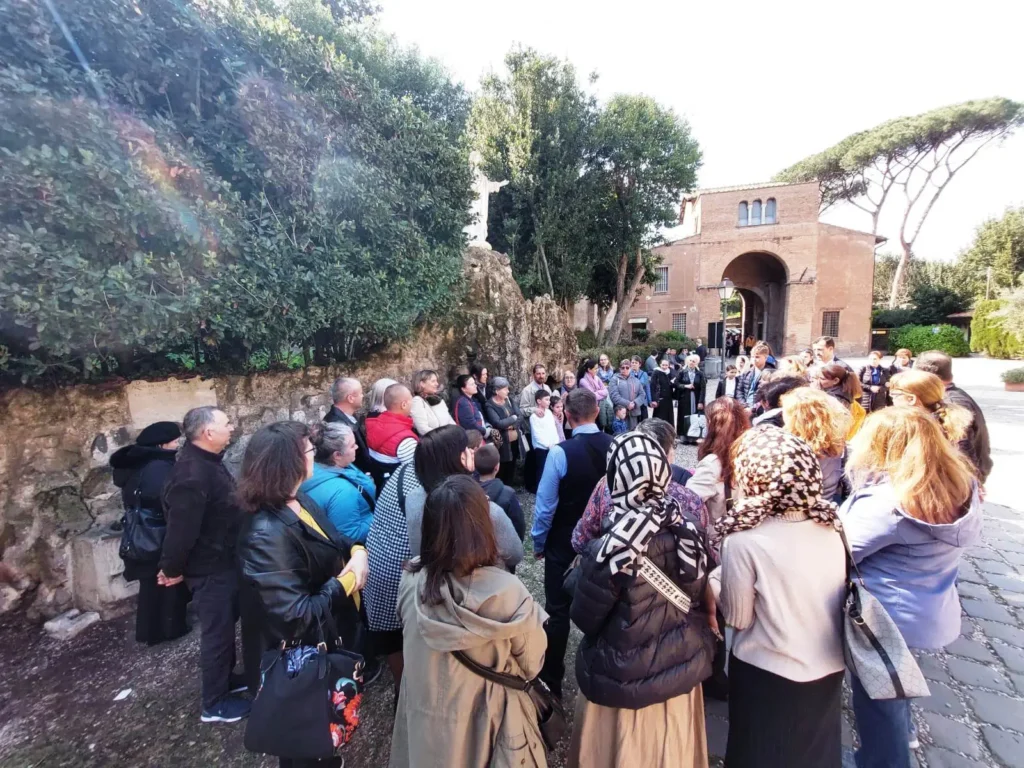 Membrii unei parohii românești din Roma au mers în pelerinaj pe urmele Sf. Ap. Pavel