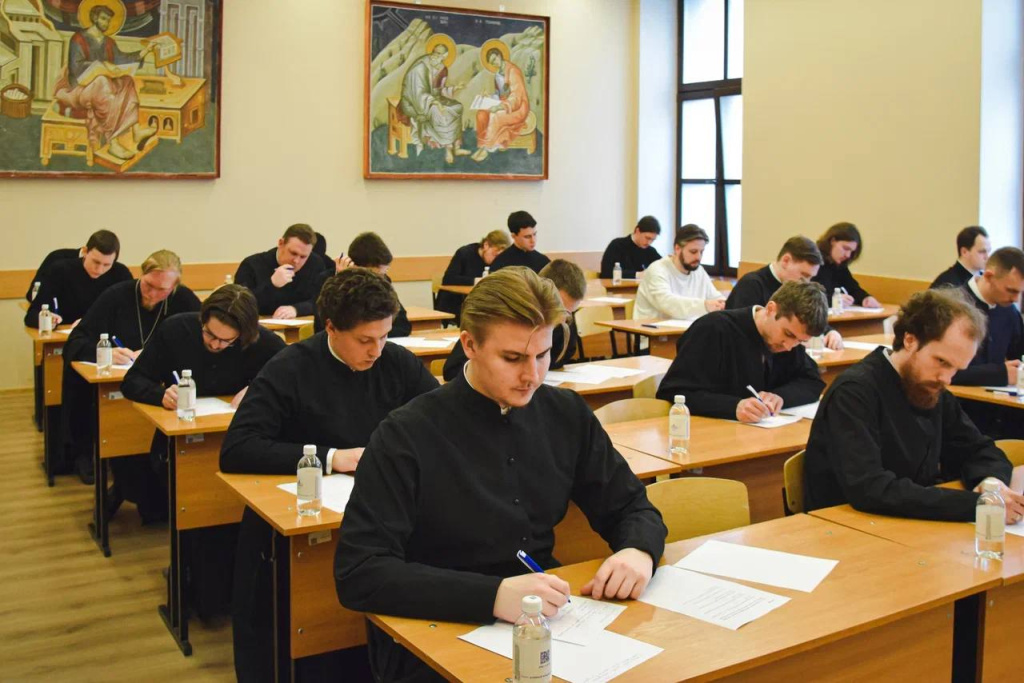 Начался общецерковный тур IV Всероссийской олимпиады по богословию