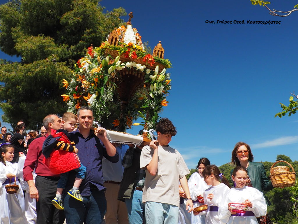 Συνάντηση Επιταφίων στην Ιερά Μονή Αγίων Νηπίων