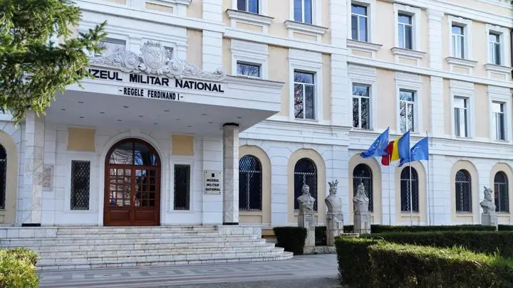 Muzeul Militar dedică Centenarului Patriarhiei o expoziție cu reprezentări iconografice ale sfinților militari