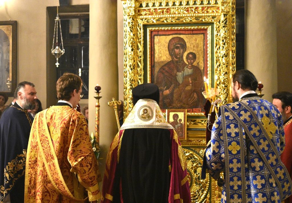 Ο Μητροπολίτης Μαρωνείας τέλεσε την Ακολουθία του Ακαθίστου