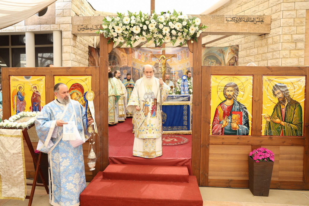 Начальник Русской духовной миссии сослужил Иерусалимскому Патриарху в праздник Благовещения