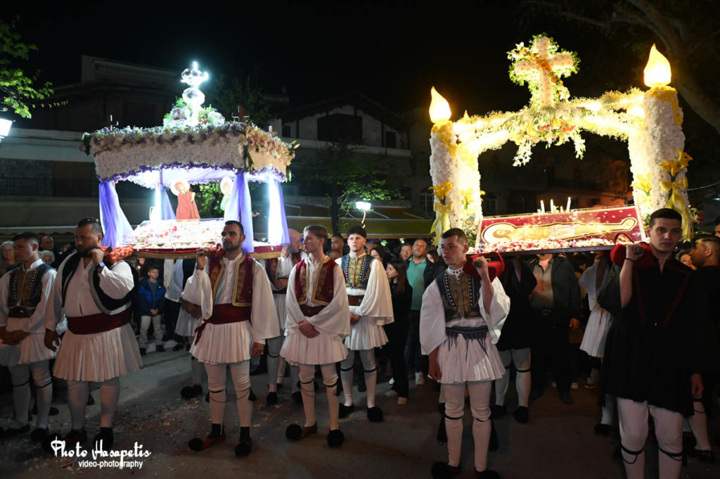 Με ιδιαίτερη κατάνυξη και τη συμμετοχή πλήθους πιστών η Μεγάλη Παρασκευή στον Κολινδρό Πιερίας