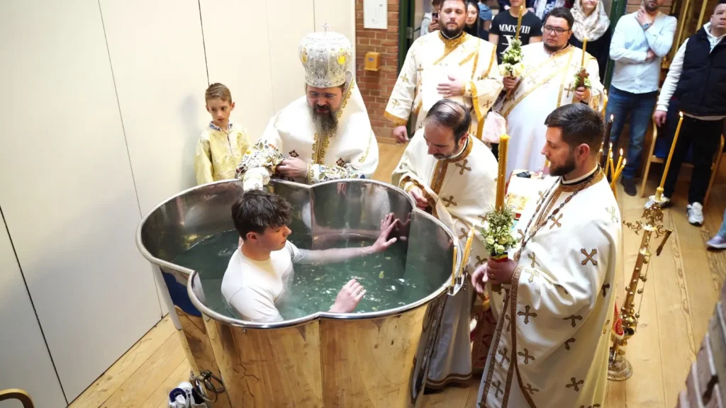 PS Macarie a botezat la Ortodoxie în Săptămâna Luminată doi danezi