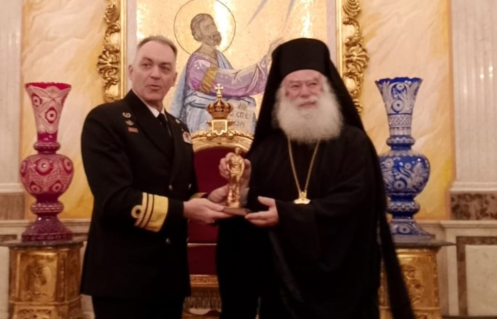 Επίσκεψη Αρχηγού ΓΕΝ στον Πατριάρχη Αλεξανδρείας Θεόδωρο