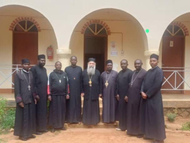 Σταυραναστάσιμο Πάσχα στην ξενιτιά έκαναν οι ιερείς της Ρουάντας