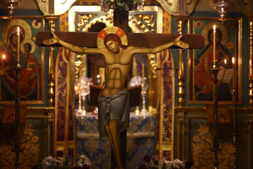 Ακολουθία των Αγίων Παθών (Όρθρος Μεγάλης Παρασκευής) από τον Ιερό Ναό Αγίου Γεωργίου Παπάγου – Ψάλλει η Ελληνική Βυζαντινή Χορωδία (BINTEO)