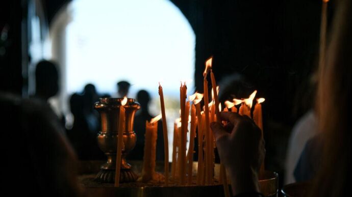 Η φιλαρχία των δήθεν εναρέτων