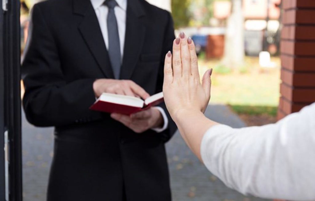 Μητρόπολη Πρεβέζης: Ύπουλη και επικίνδυνη αίρεση οι Μάρτυρες του Ιεχωβά