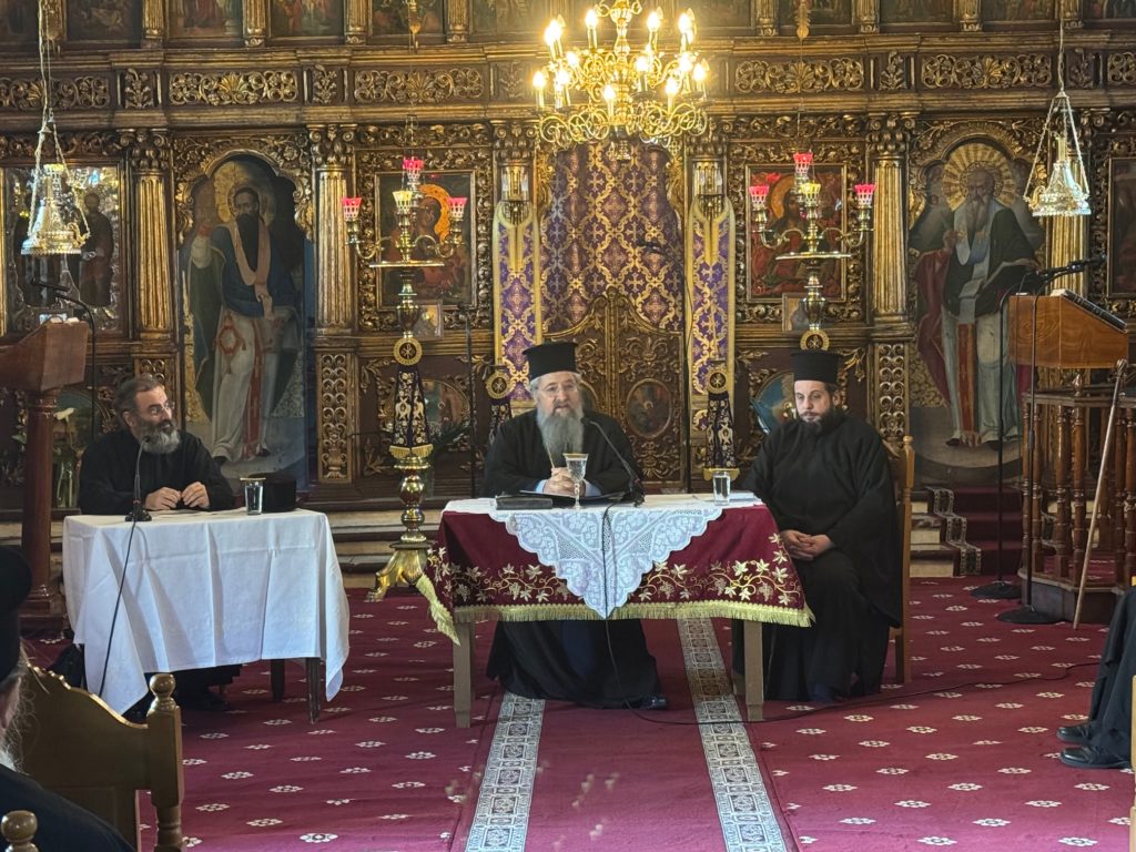 Ιερατική Σύναξη της Μητροπόλεως Λευκάδος