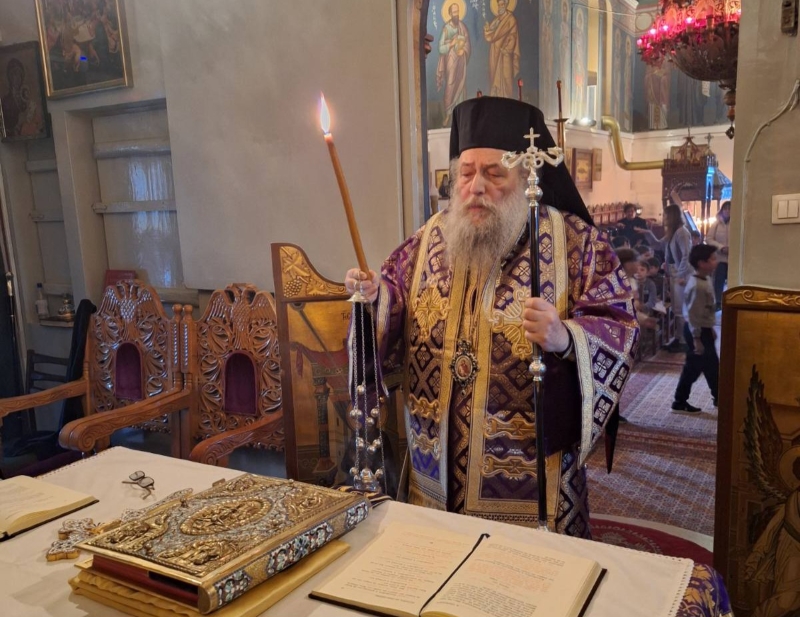 Προηγιασμένες Θείες Λειτουργίες στην Πάρο