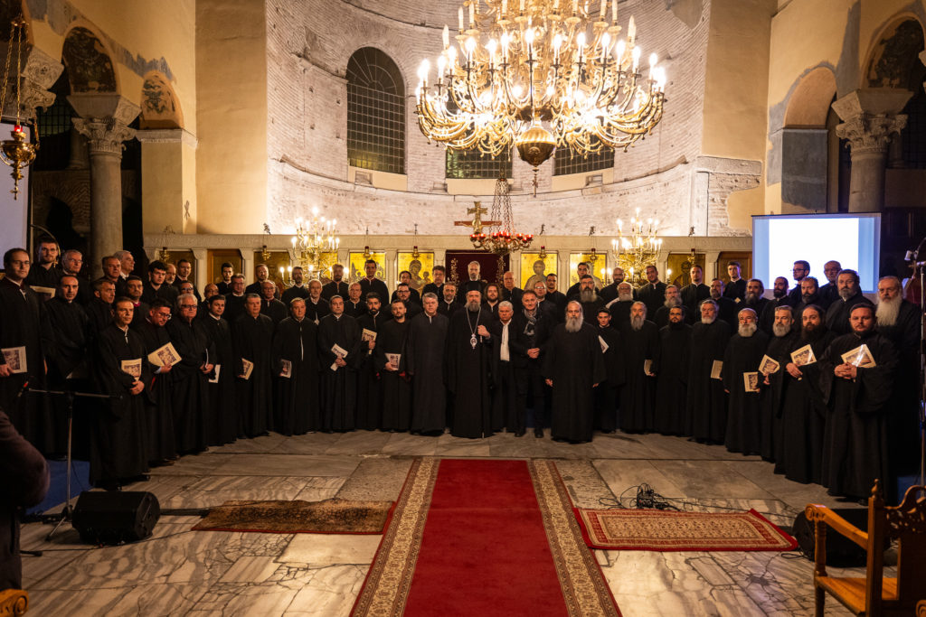 «Λατρευτική Εβδομάδα» στην Αχειροποιήτου Θεσσαλονίκης (ΦΩΤΟ&ΒΙΝΤΕΟ)