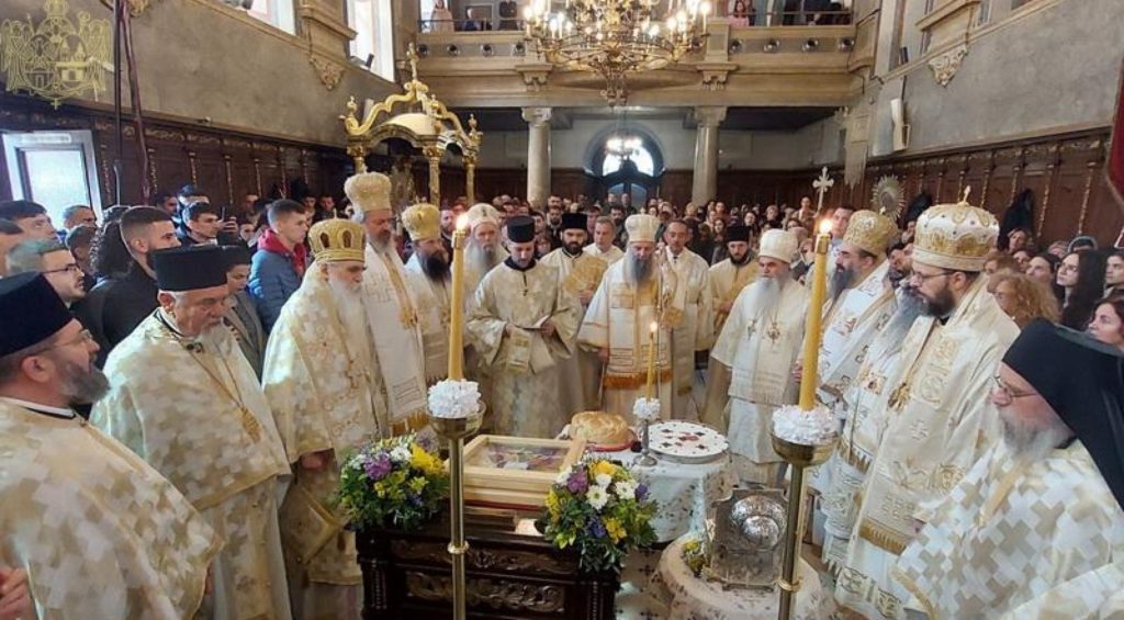 Патријарх Порфирије началствовао литургијском прославом празника Светог Иринеја, епископа бачког, исповедника вере