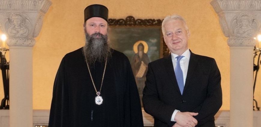 Викарни епископ Иларион разговарао са замеником мађарског премијера Жолтом Шемјеном