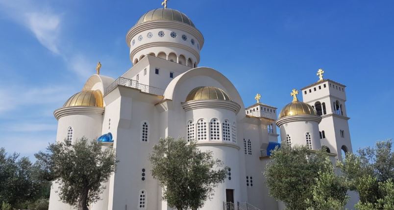 Митрополит Јоаникије на Велику суботу богослужи у Бару