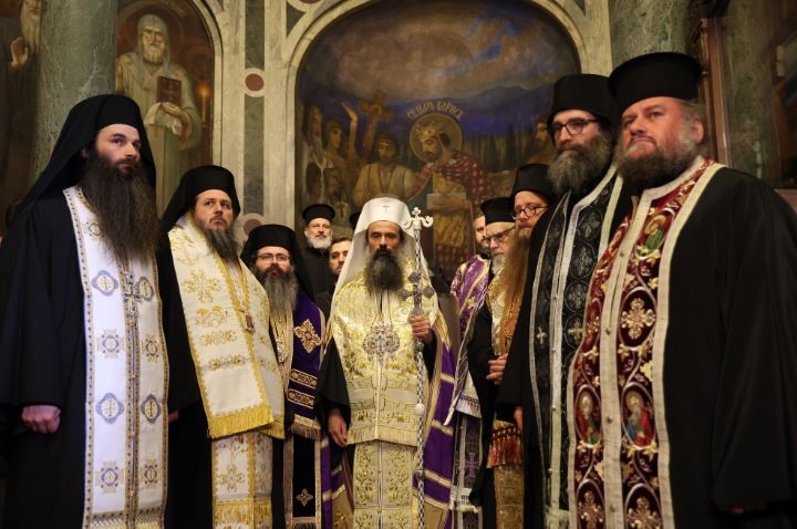 Българският патриарх Даниил положи началото на Деветото мироварене в Българската православна църква