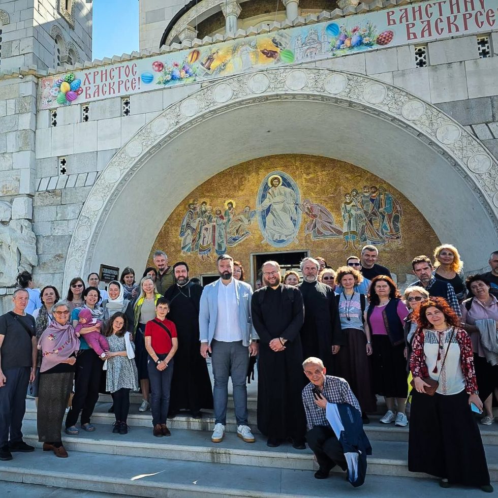 Поклоници из Румуније посјетили Саборни храм Христовог Васкрсења у Подгорици