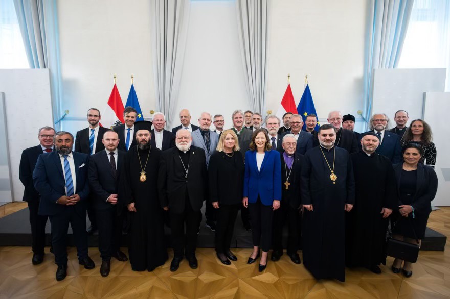 Ο Μητροπολίτης Αυστρίας στη Δεξίωση της Πασχαλίου Περιόδου στην Καγκελαρία της Αυστρίας