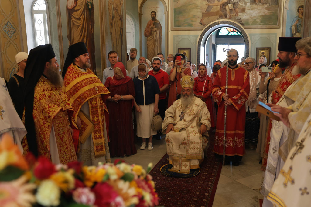 Иерарх Иерусалимской Церкви возглавил престольный праздник на подворье Русской духовной миссии в Яффе