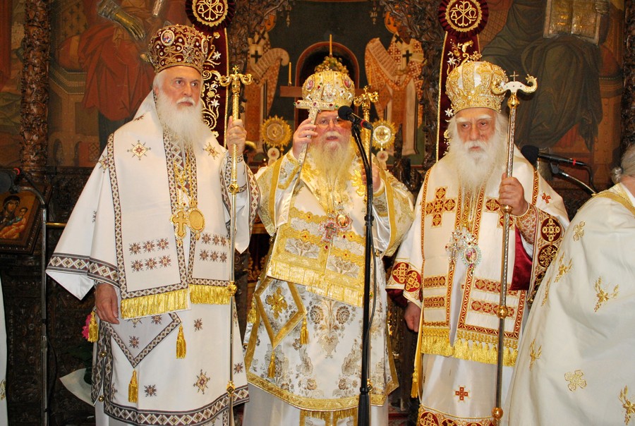 Η πανήγυρη του Ιερού Μητροπολιτικού Ναού Αγίας Φωτεινής Νέας Σμύρνης