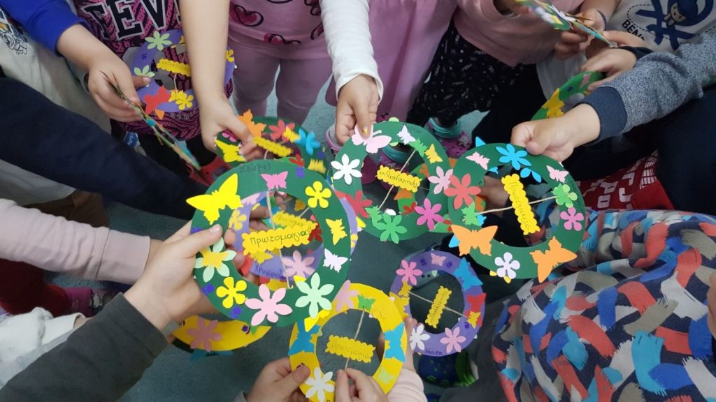 Τα παιδιά των Βρεφονηπιακών Σταθμών της Ιεράς Μητροπόλεως Μαρωνείας καλωσόρισαν τον Μάιο