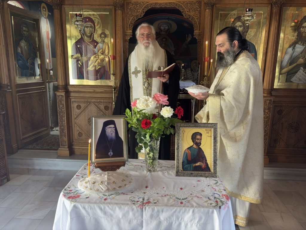 Ο Θηβών Γεώργιος τέλεσε μνημόσυνο του μακαριστού Μητροπολίτη Θηβών Νικοδήμου