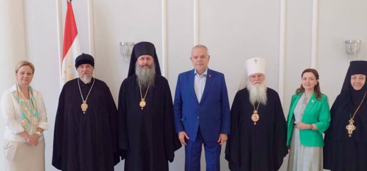 Глава Среднеазиатского митрополичьего округа посетил Посольство России в Таджикистане