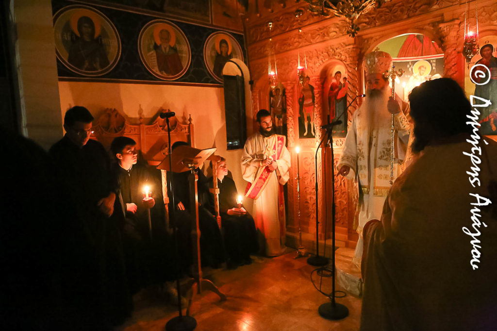 Φθιώτιδος Συμεών: «Η προσευχή δεν υποκαθιστά, αλλά ενισχύει την προσπάθεια των μαθητών»