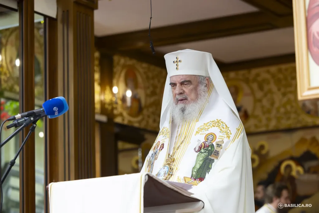 Patriarhul Daniel: Catedrala Națională, simbol al iubirii poporului român față de Hristos și cinstire adusă eroilor