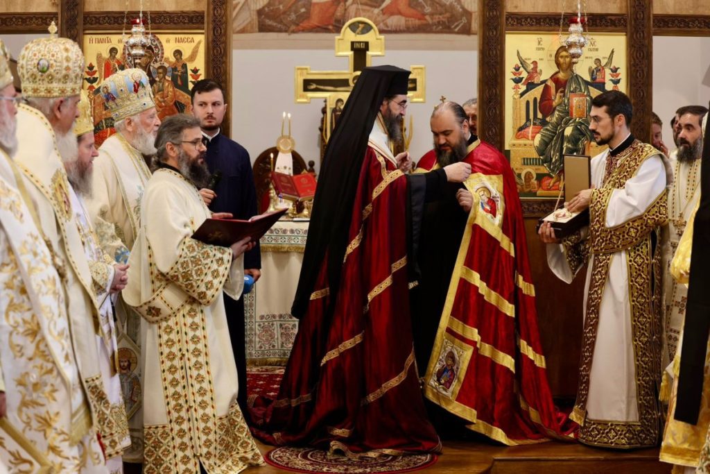 Ενθρονίστηκε στο Λονδίνο ο πρώτος Ρουμάνος Αρχιεπίσκοπος Μεγάλης Βρετανίας και Βόρειας Ιρλανδίας