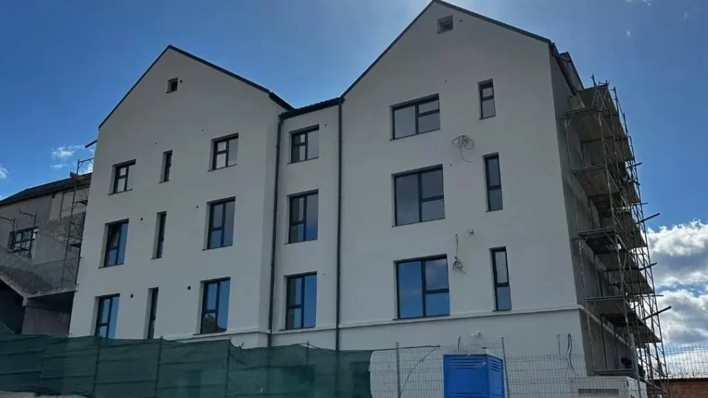 Centrul de Îngrijiri Paliative Pediatrice al Arhiepiscopiei Clujului își va cinsti ocrotitorul: Stadiul lucrărilor