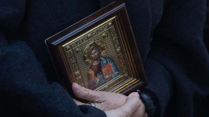 Η υπερηφάνεια που συντρίβει την αγάπη – Του Πρωτοπρεσβύτερου Θεμιστοκλή Μουρτζανού