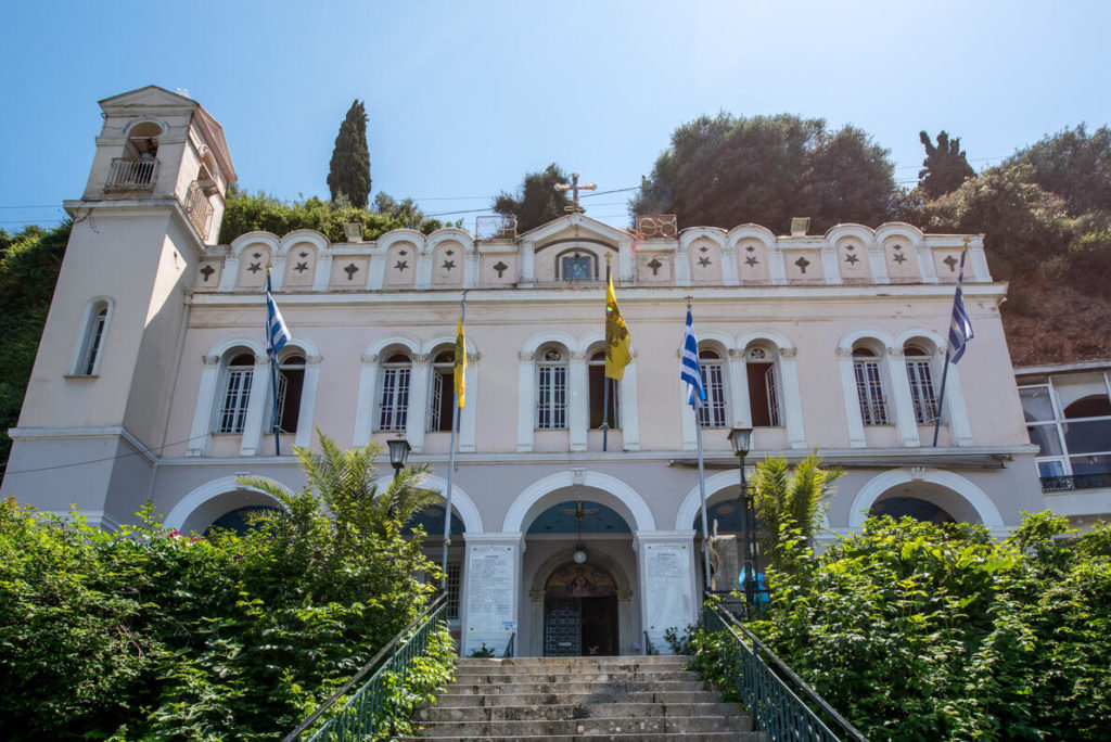 Παράκληση προς πνευματική ενίσχυση των μαθητών από την Ι.Μ. Καλαβρύτων