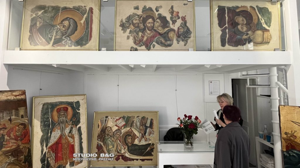 «Ψίθυροι από Φως»: Εγκαινιάστηκε η έκθεση βυζαντινής αγιογραφίας της Άννας Σπαράκη