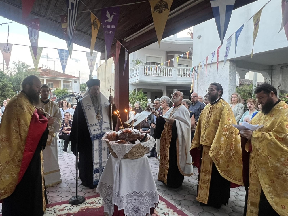 Λαρίσης Ιερώνυμος: Να φυλάει ο Θεός τον τόπο από τις φυσικές καταστροφές