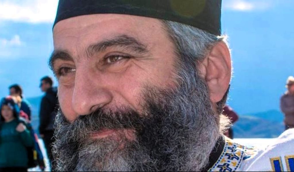 Lemnos: Priest saves child with CPR technique