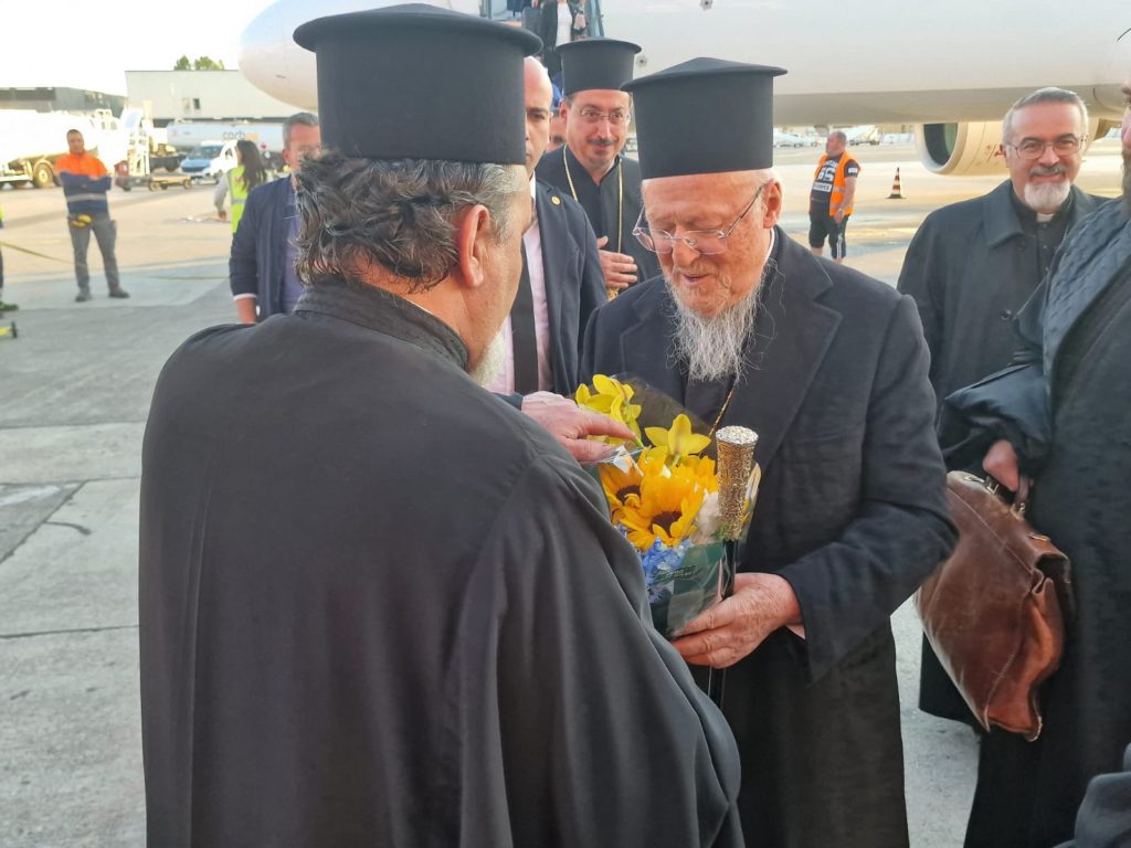 Υποδοχή του Οικουμενικού Πατριάρχη στο αεροδρόμιο της Νάπολη
