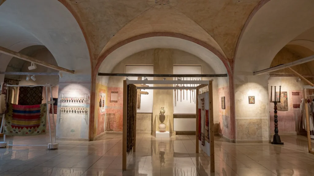 Ministerul Culturii: Peste 200 de spații muzeale din țară își deschid porțile în Noaptea Muzeelor