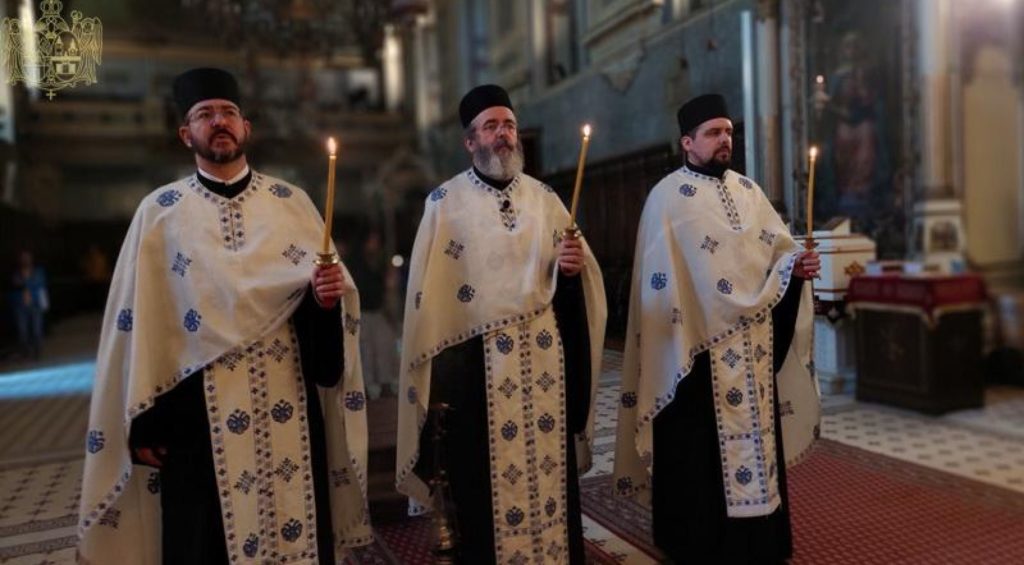 У храмовима Епархије бачке служен полугодишњи помен пострадалима на новосадској Железничкој станици