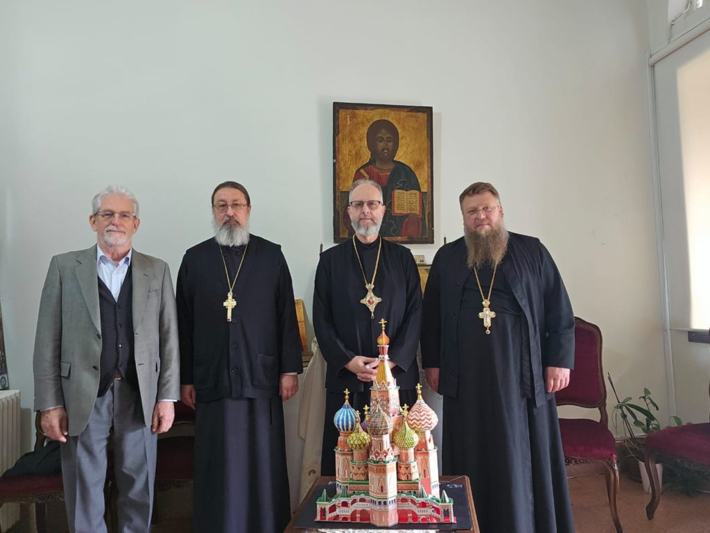 Митрополит Гор Ливанских Силуан встретился с представителем Русской Православной Церкви